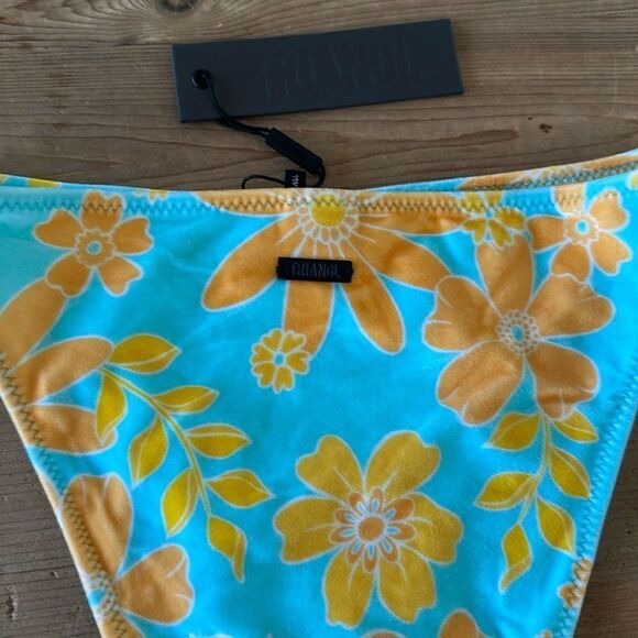 TRIANGL BOTTOMS ONLY RHIAN AIRLIE NEW WITH TAGS NO BAG - Picture 4 of 5